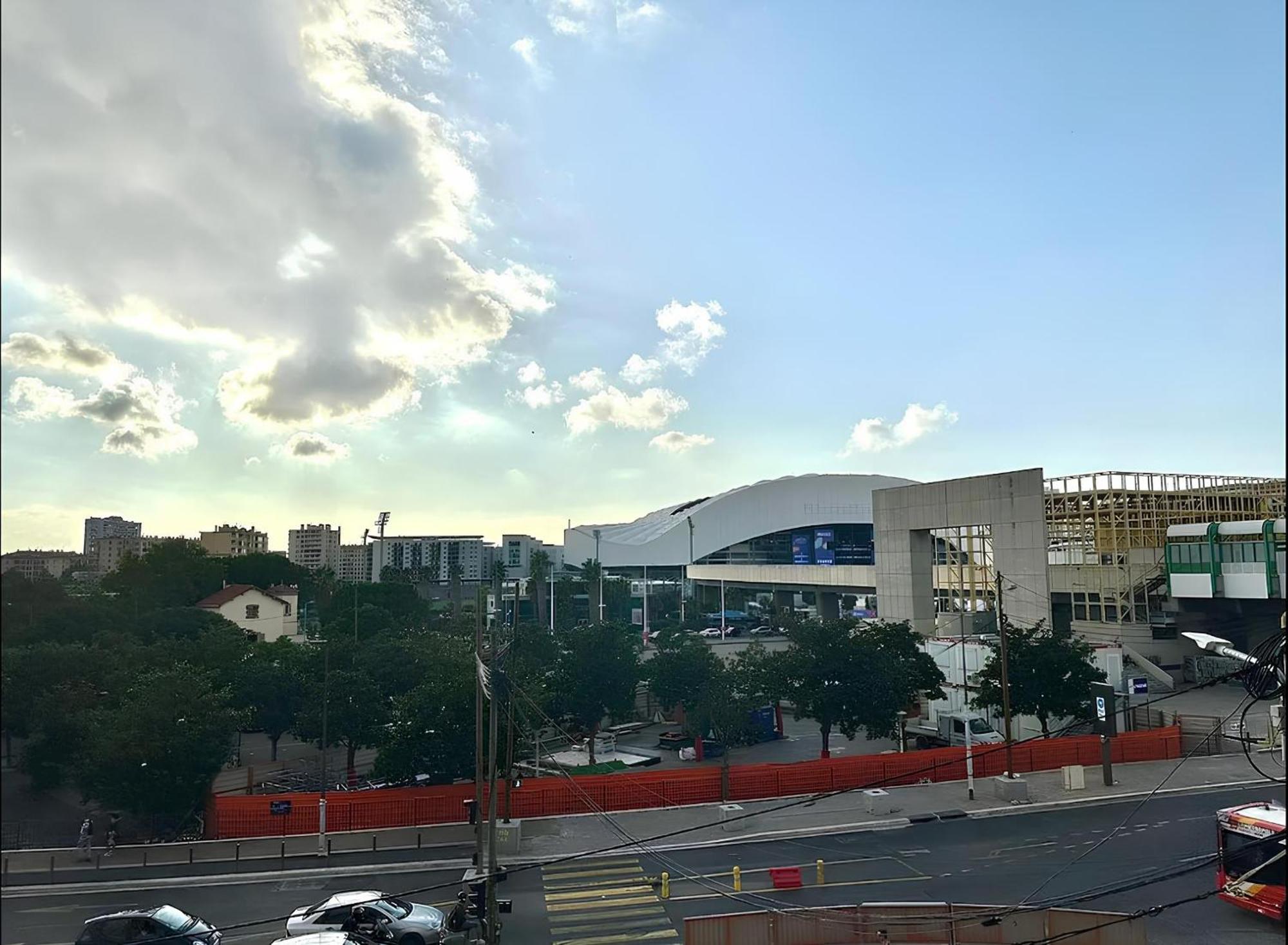 Magnifique Appartement En Face Du Stade Velodrome Marseille Eksteriør billede